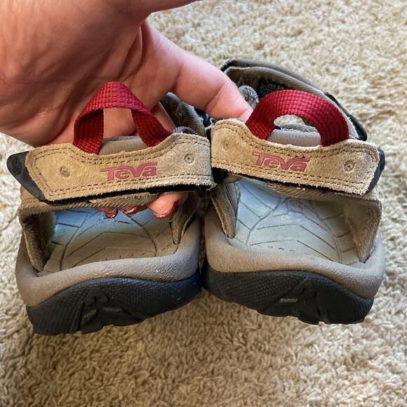 Teva Men Adjustable Straps Tan Suede Sports Sandals SN 6964 Size 9